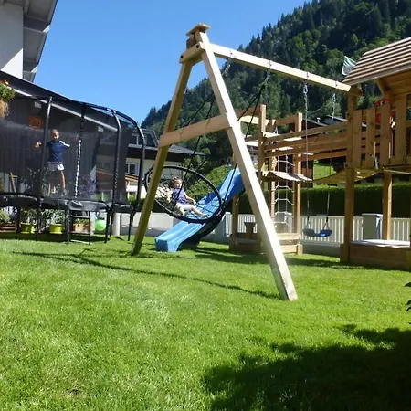 Present In Fusch Holiday home